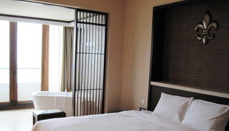 Serenity Coast All Suite Resort Sanya Exterior foto